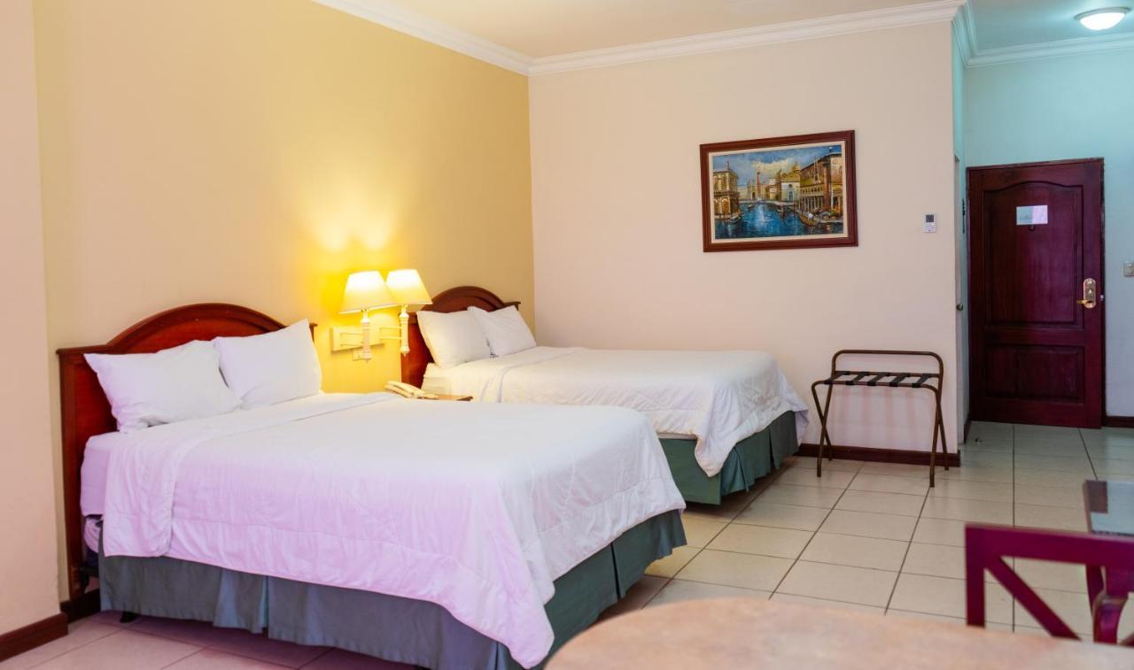 Hotel Mirador Plaza San Salvador Exterior photo